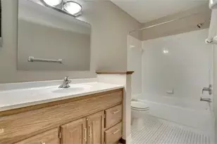 2240 Ridge Dr, Saint Louis Park, MN 55416 - Photo 4