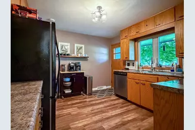 71 Rowland Street, Tracy, MN 56175 - Photo 16