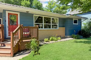71 Rowland St, Tracy, MN 56175 - Photo 2