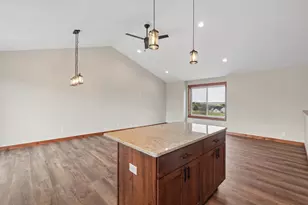 222 Eagle Ridge Dr, Roberts, WI 54023 - Photo 8