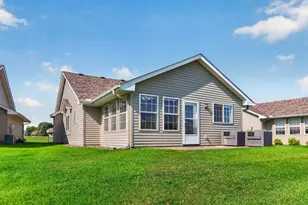 10501 Jason Ln, Albertville, MN 55301 - Photo 26