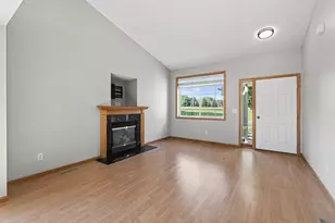 10501 Jason Ln, Albertville, MN 55301 - Photo 6