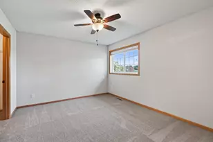 10501 Jason Ln, Albertville, MN 55301 - Photo 20
