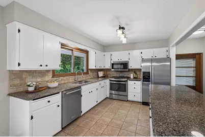 13769 Fairlawn Avenue, Apple Valley, MN 55124 - Photo 4