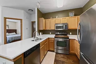 7422 Timber Crest Dr S, Cottage Grove, MN 55016 - Photo 2