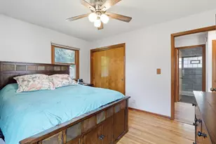 4250 Diamond Dr, Eagan, MN 55122 - Photo 16