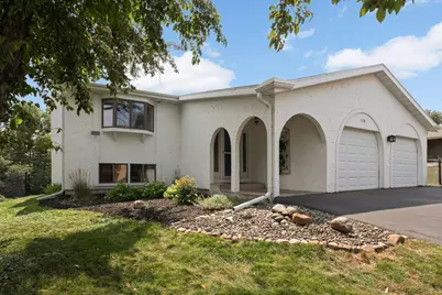 570 Kent Lane, Shoreview, MN 55126 - Photo 2