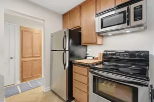 2700 W 44th St, Minneapolis, MN 55410 - Photo 8