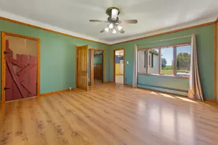 83839 310th St, Ellendale, MN 56026 - Photo 10