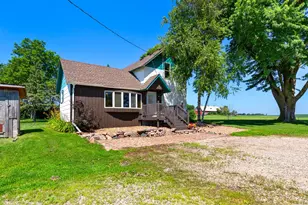 83839 310th St, Ellendale, MN 56026 - Photo 2