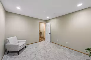7612 Parkridge Ln, Savage, MN 55378 - Photo 24