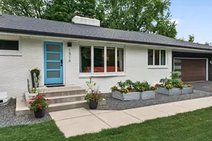 1516 Aquila Ave N, Golden Valley, MN 55427 - Photo 4
