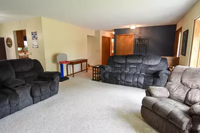808 Alice Drive, Thief River Falls, MN 56701 - Photo 8