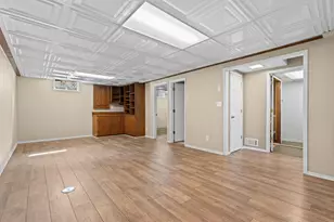 622 30th St NE, Rochester, MN 55906 - Photo 16