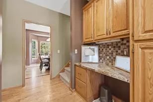 923 Cloverleaf Cir, Hudson, WI 54016 - Photo 14