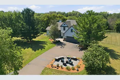 923 Cloverleaf Circle, Hudson, WI 54016 - Photo 2