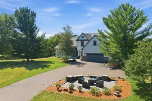 923 Cloverleaf Cir, Hudson, WI 54016 - Photo 50