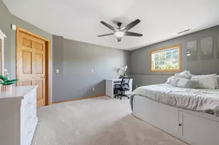 923 Cloverleaf Cir, Hudson, WI 54016 - Photo 40