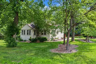 4510 Gettysburg Ave N, New Hope, MN 55428 - Photo 2