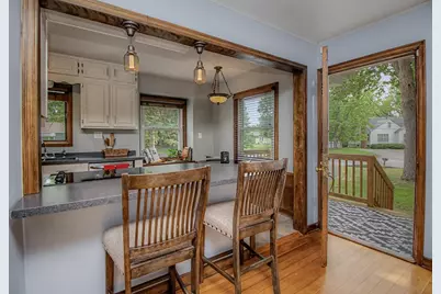 6140 Saint Croix Avenue N, Golden Valley, MN 55422 - Photo 8