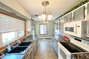 18 S Paffrath Ave, Springfield, MN 56087 - Photo 14