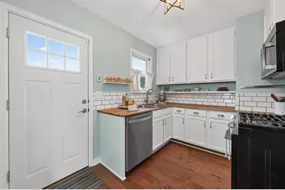 3326 Pierce Street NE, Minneapolis, MN 55418 - Photo 6