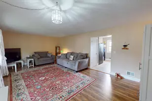 1402 Marie Ave, Albert Lea, MN 56007 - Photo 2