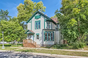 431 Goodhue St, Saint Paul, MN 55102 - Photo 1