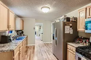 431 Goodhue St, Saint Paul, MN 55102 - Photo 4