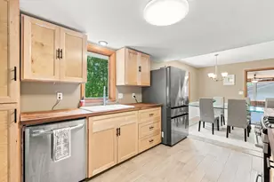 9101 Upton Ave S, Bloomington, MN 55431 - Photo 8