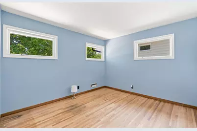9101 Upton Avenue S, Bloomington, MN 55431 - Photo 20