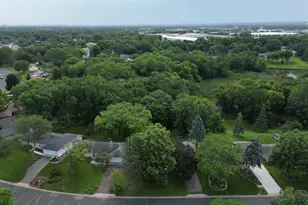 9101 Upton Ave S, Bloomington, MN 55431 - Photo 38