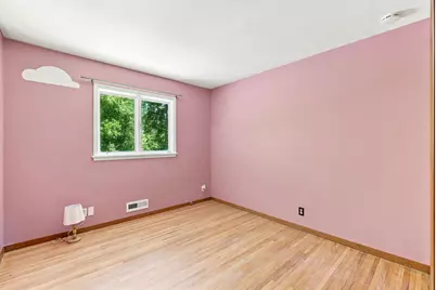 9101 Upton Avenue S, Bloomington, MN 55431 - Photo 18