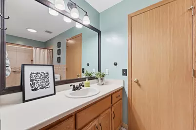 809 White Oak Court, New Brighton, MN 55112 - Photo 24