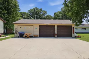 36086 N Silver Lake Rd, Battle Lake, MN 56515 - Photo 40