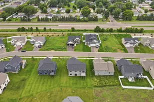 17750 Empire Trail, Lakeville, MN 55044 - Photo 32