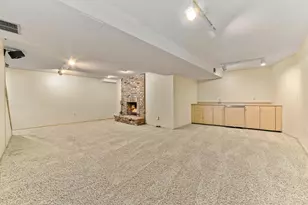 792 Mimosa Ln, New Brighton, MN 55112 - Photo 20