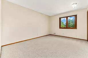 792 Mimosa Ln, New Brighton, MN 55112 - Photo 16
