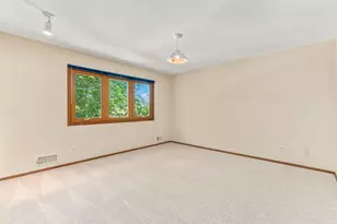 792 Mimosa Ln, New Brighton, MN 55112 - Photo 14