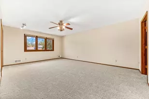 792 Mimosa Ln, New Brighton, MN 55112 - Photo 12