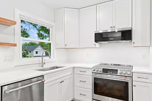 1161 Goodrich Ave, Saint Paul, MN 55105 - Photo 16