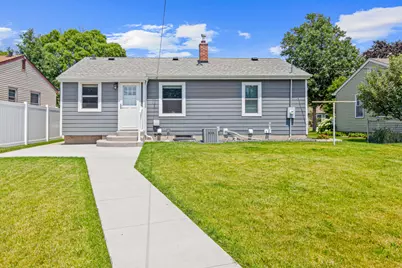 1692 Iowa Avenue E, Saint Paul, MN 55106 - Photo 14