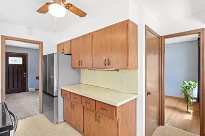 1692 Iowa Avenue E, Saint Paul, MN 55106 - Photo 6