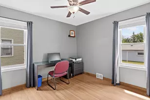 1692 Iowa Ave E, Saint Paul, MN 55106 - Photo 10