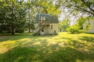408 Kenwood St, Alexandria, MN 56308 - Photo 2