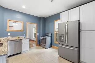 1472 Concordia Ave, Saint Paul, MN 55104 - Photo 14