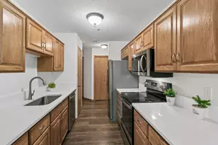 10711 Unity Ln N, Brooklyn Park, MN 55443 - Photo 10