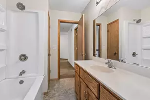10711 Unity Ln N, Brooklyn Park, MN 55443 - Photo 18