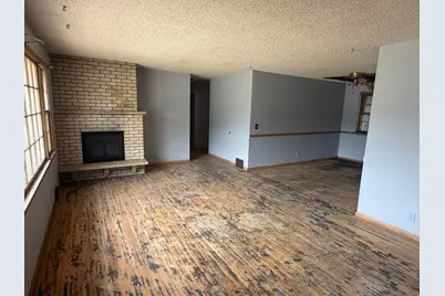 3607 Lake Drive Avenue N, Robbinsdale, MN 55422 - Photo 4