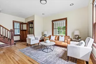 712 Cedar Lake Rd S, Minneapolis, MN 55405 - Photo 2